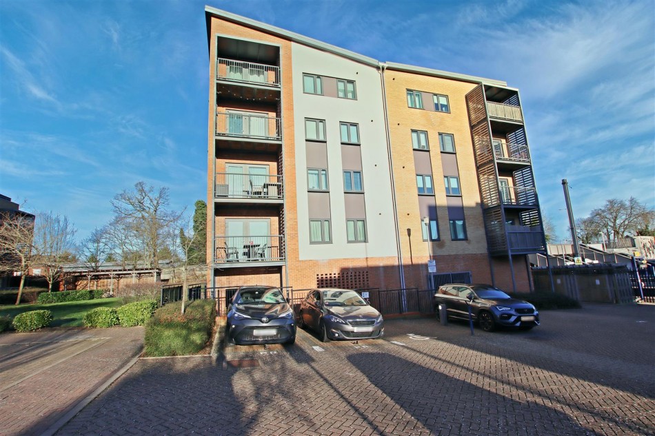 Images for Owen Court, Grade Close, Elstree, Borehamwood EAID:SIMMONSESTAPI BID:1