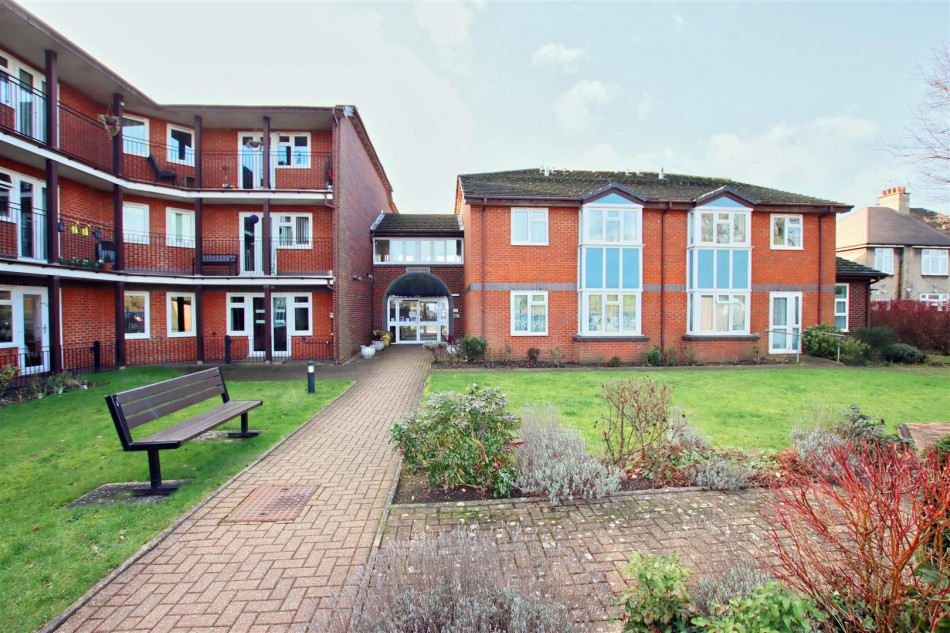 Images for Fairbanks Lodge, Furzehill Road, Borehamwood EAID:SIMMONSESTAPI BID:1